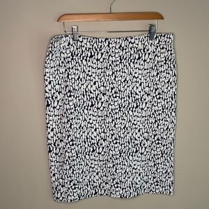 Michael Kors A-Line Pencil Midi Navy‎ and White Skirt Gold tone logo back zip